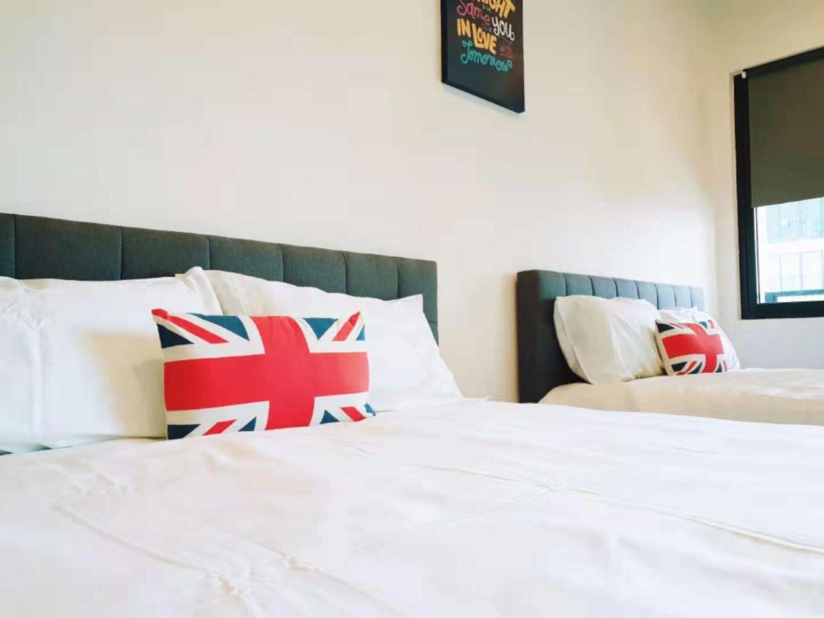 샤알람 Simple No 6- Trefoil Setia Alam- Near Setia Convention Centre B&B 외부 사진