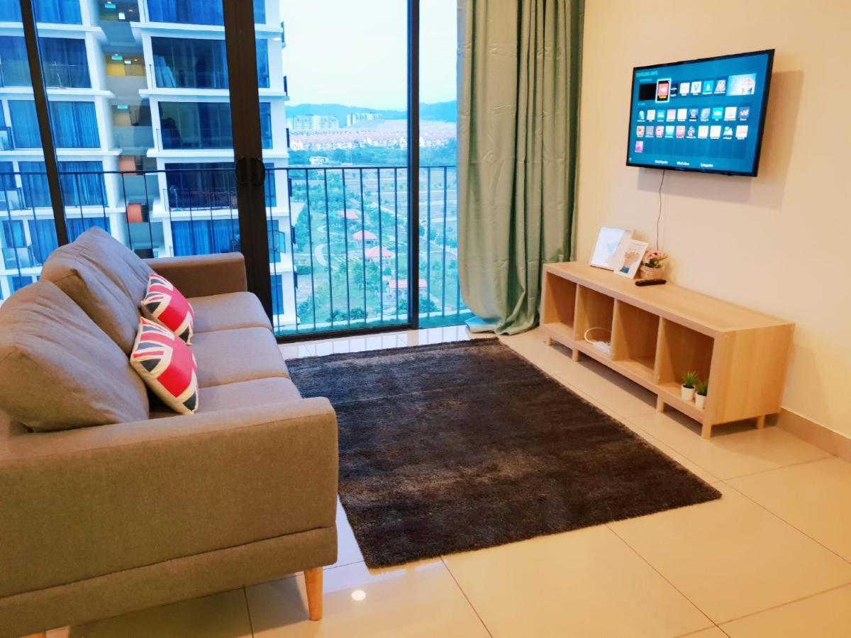 샤알람 Simple No 6- Trefoil Setia Alam- Near Setia Convention Centre B&B 외부 사진