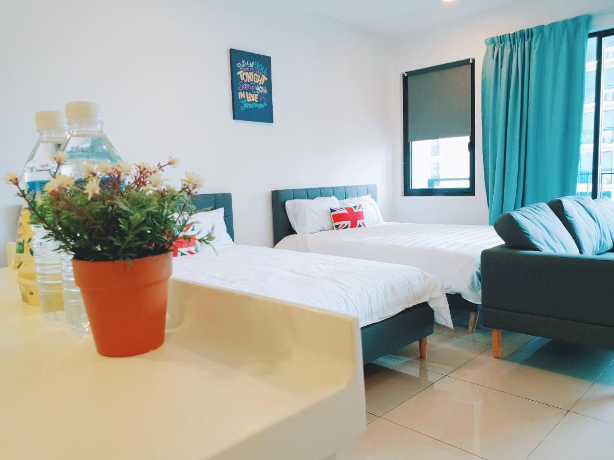 샤알람 Simple No 6- Trefoil Setia Alam- Near Setia Convention Centre B&B 외부 사진